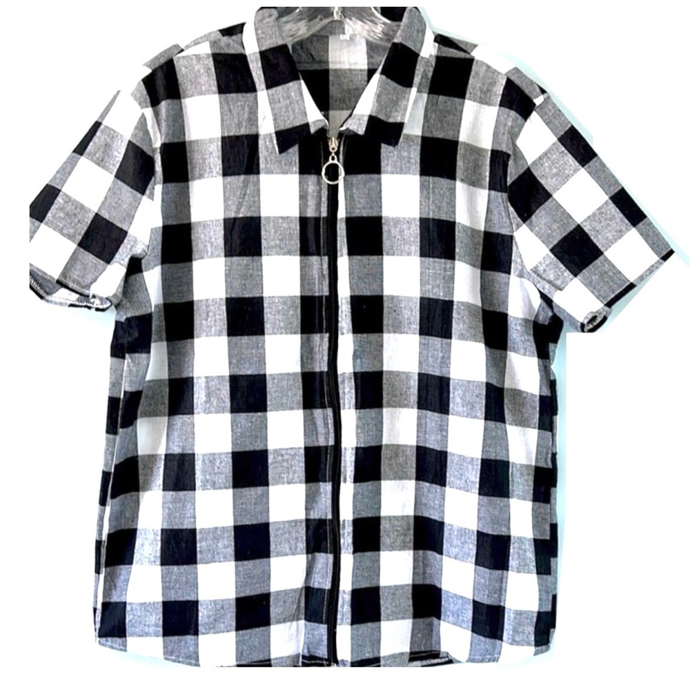 NWOT Women Black and White Checkered Shirts